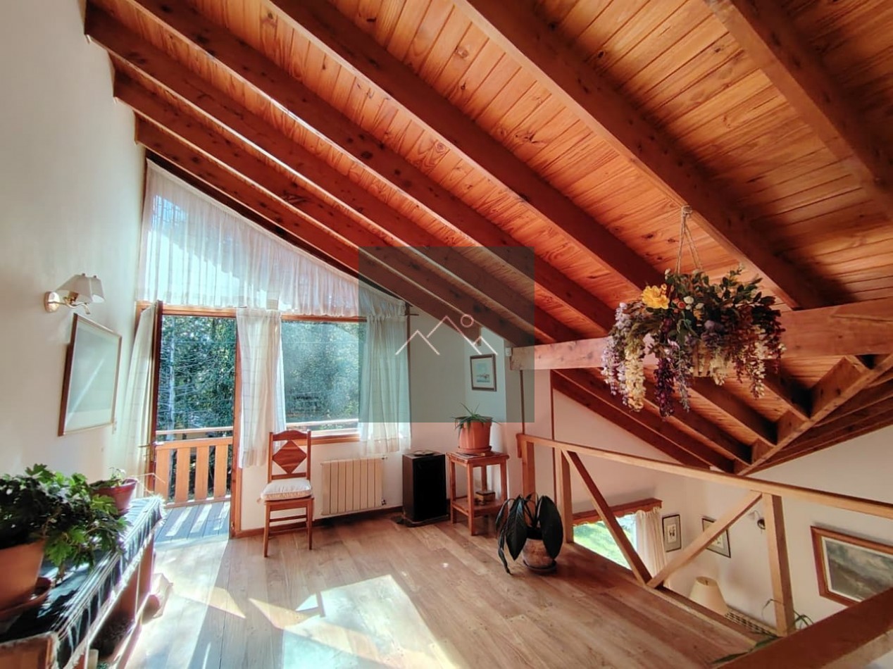 HERMOSA CASA EN VENTA - LOMAS DE CORRENTOSO