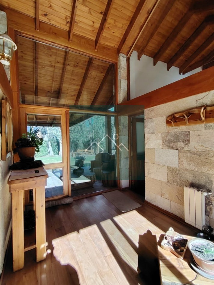 HERMOSA CASA EN VENTA - LOMAS DE CORRENTOSO