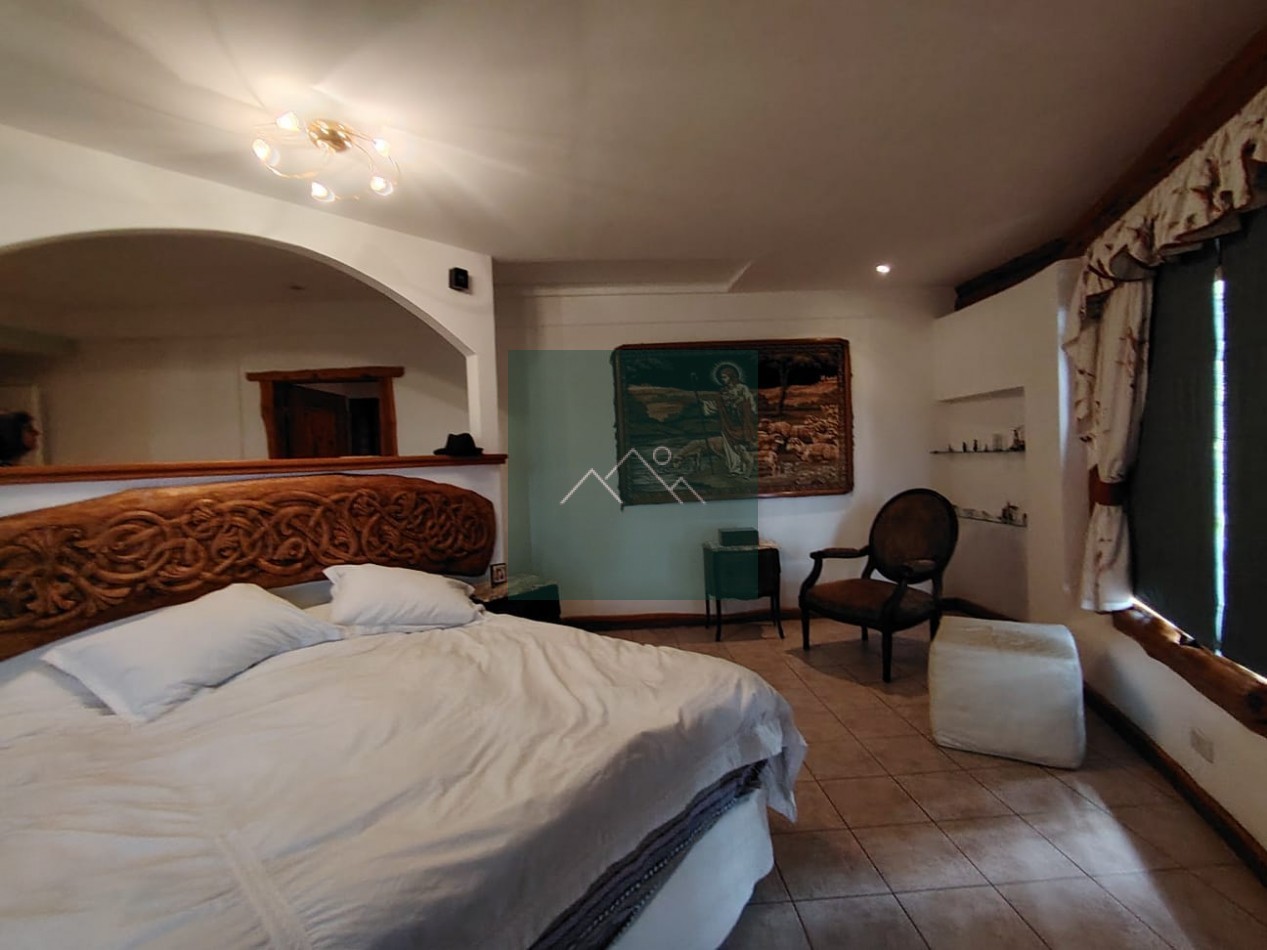 CASA EXCLUSIVA EN VENTA EN BARILOCHE