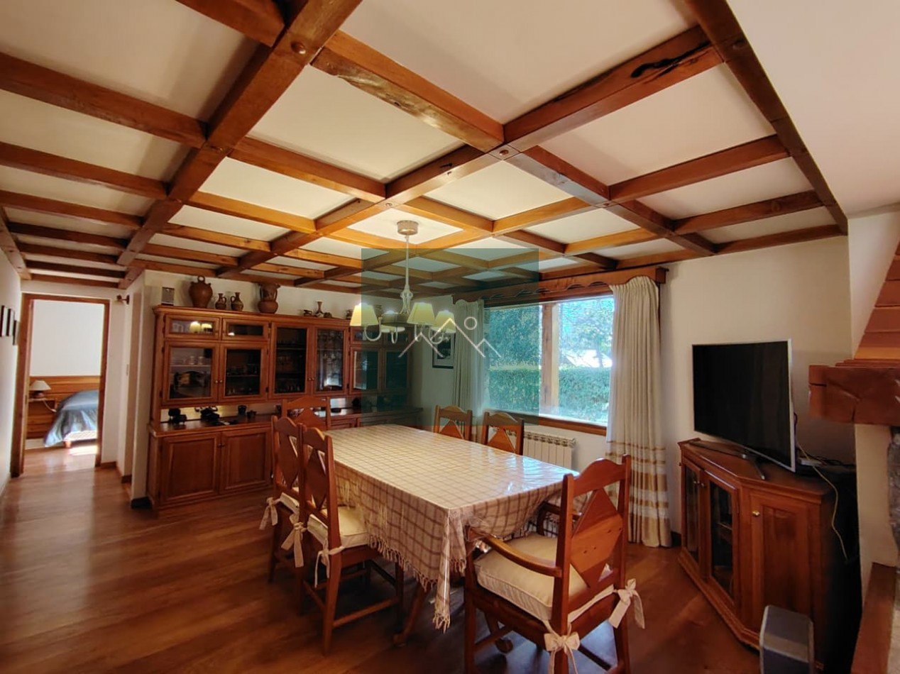 HERMOSA CASA EN VENTA - LOMAS DE CORRENTOSO