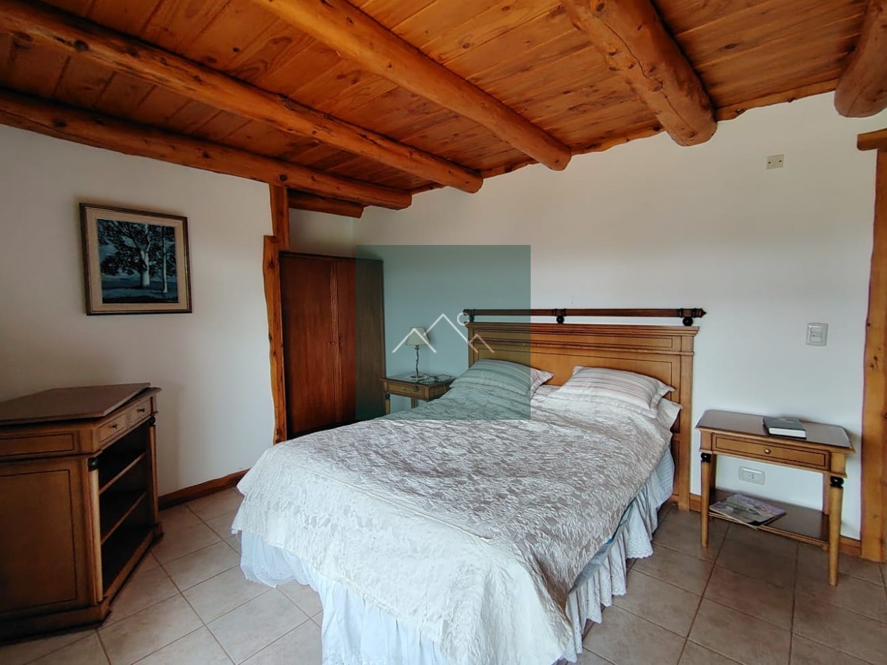 CASA EXCLUSIVA EN VENTA EN BARILOCHE