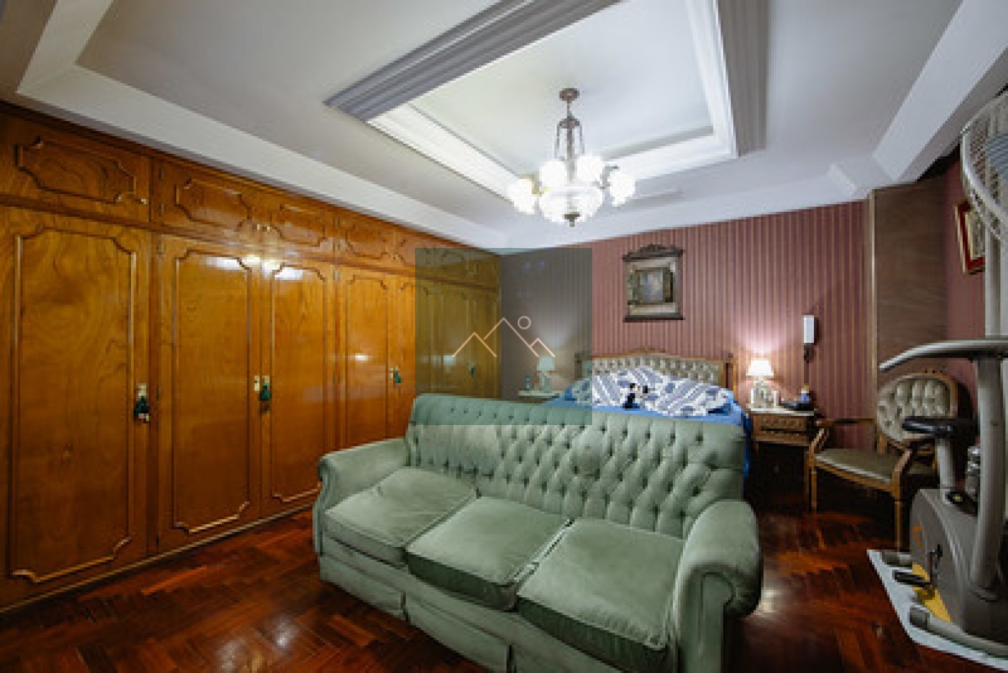 PROPIEDAD DESTACADA CON CARACTERISTICAS MUY IMPORTANTES EN SU CONSTRUCCION